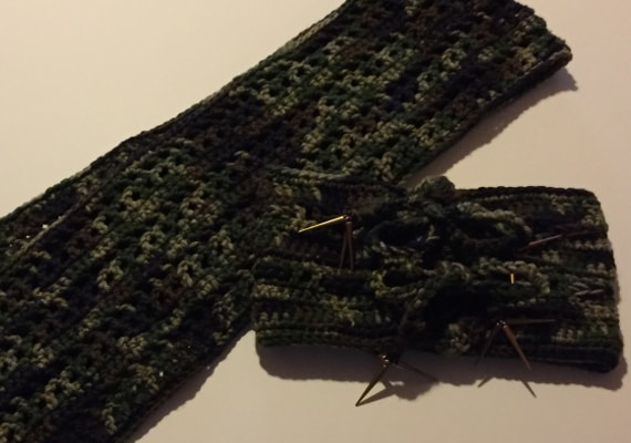 Scarf and headwrap called Camouflage & Spikes.